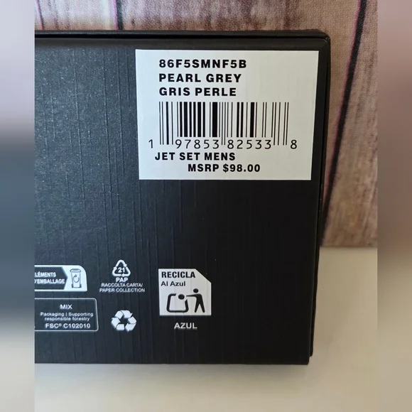 Michael Kors Slim Bifold Wallet NWT Box Included - Picture 10 of 15